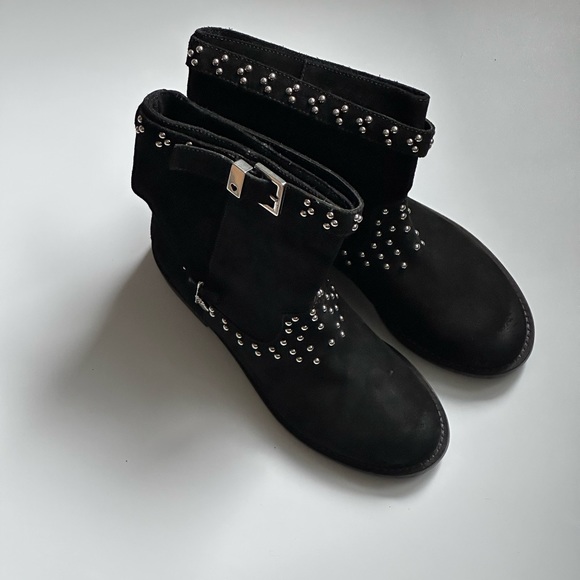 ❌❌ SOLD❌❌ Italian Suede leather Boots / TwinSet - Picture 3 of 15